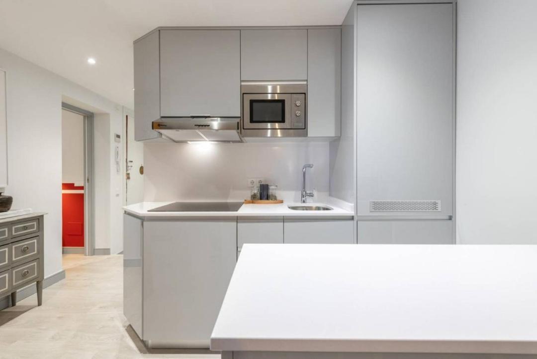 Sophisticated Brand New Flat Apartment Madrid Exterior photo