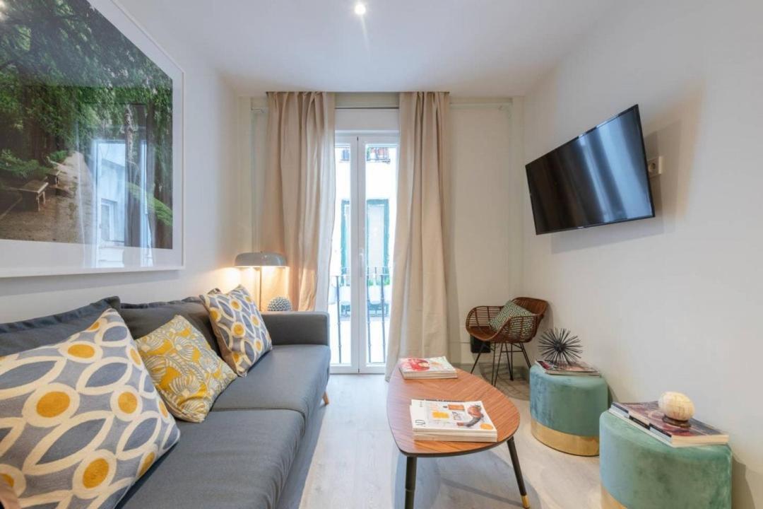 Sophisticated Brand New Flat Apartment Madrid Exterior photo